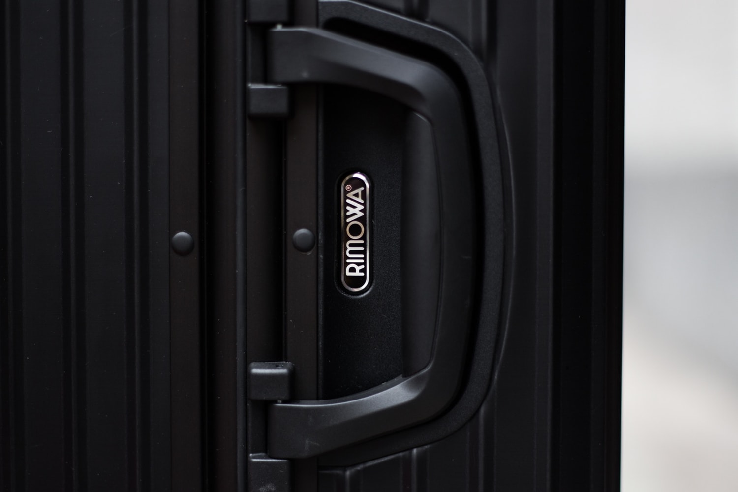Photos Street Style De La Collaboration Supreme x RIMOWA À Londres