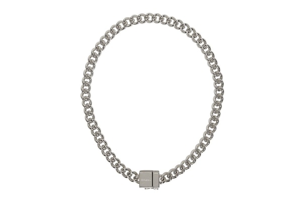 Vetements Collier USB