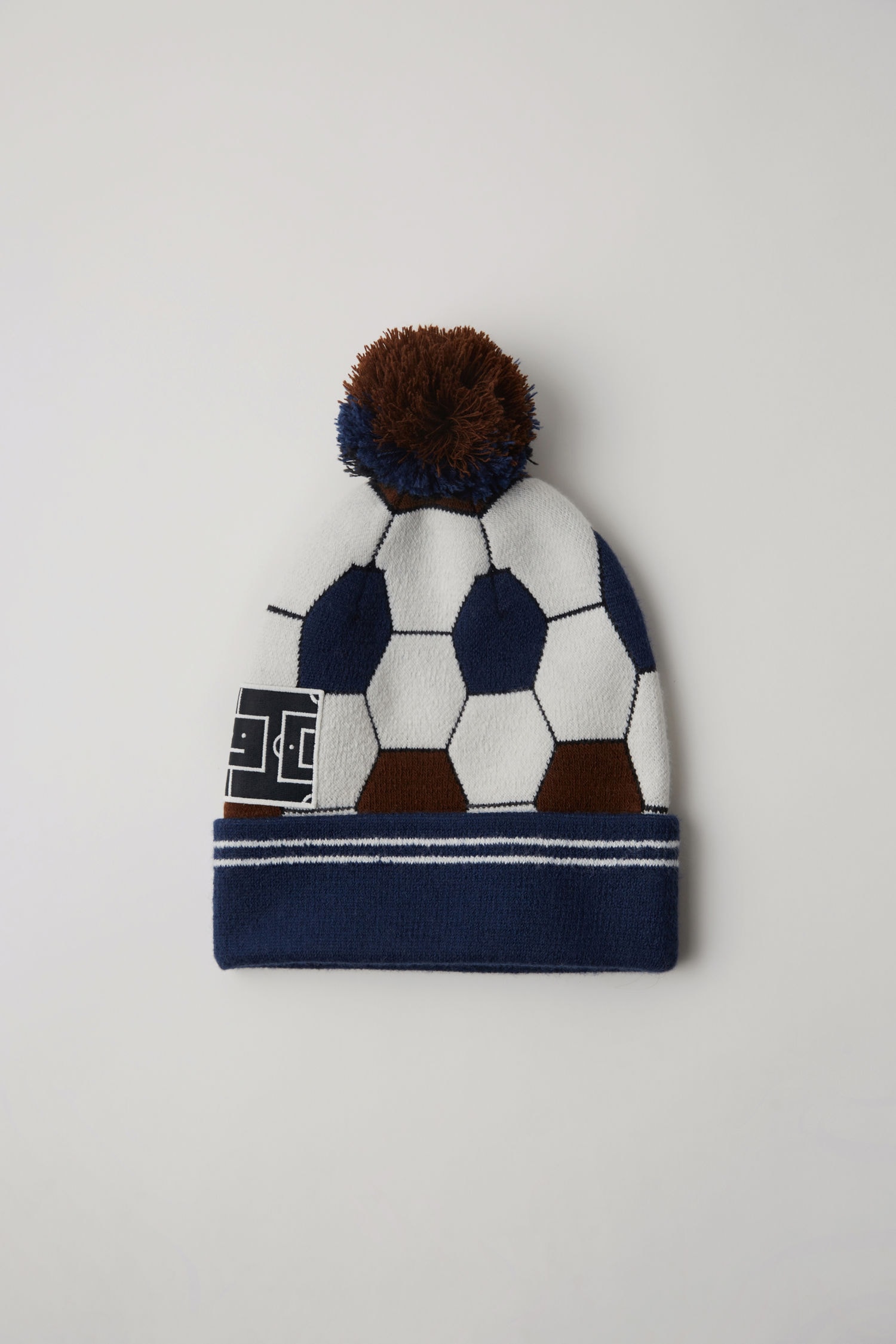 Photo Collection Football Acne Studios