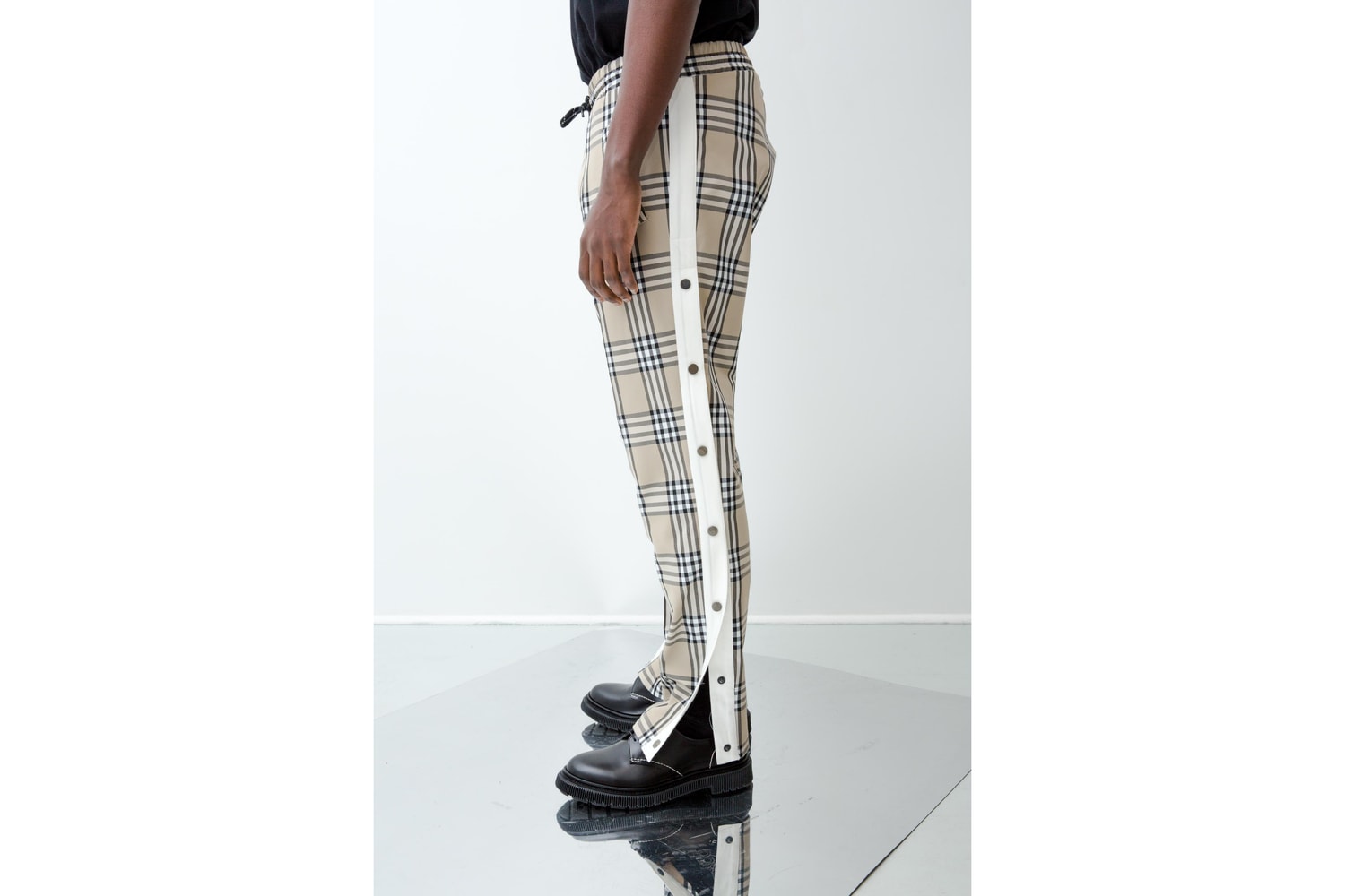 andrea crews, collection, automne, hiver, 2018, tartan, burberry