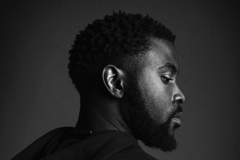 Portrait De Damso En Noir Et Blanc