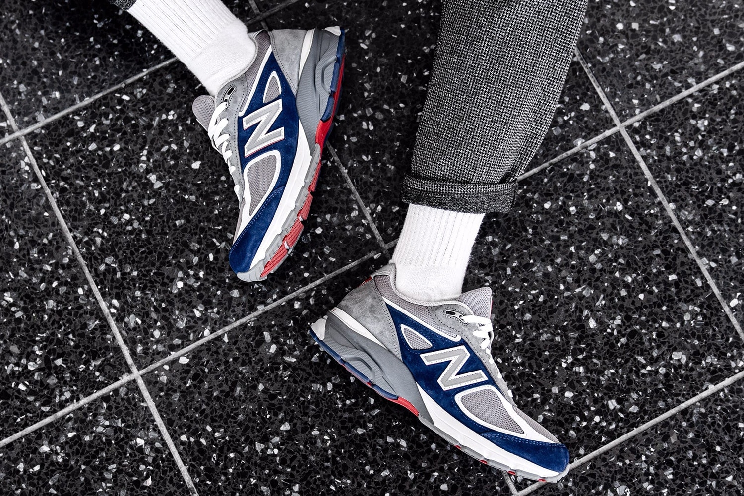 New Balance 990 DTLR Villa Bleu Rouge Blanc