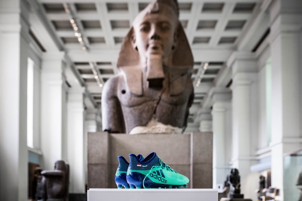 Mohamed Salah, crampons, musée