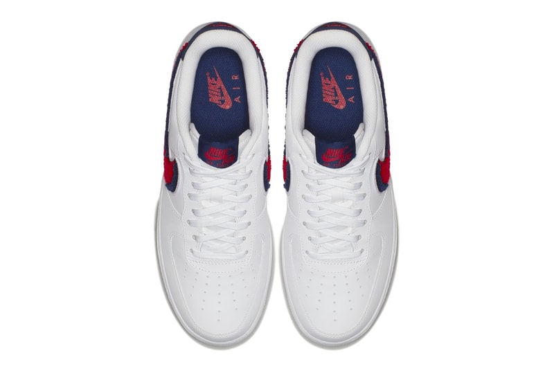Photos Air Force 1 "Chenille Swoosh"