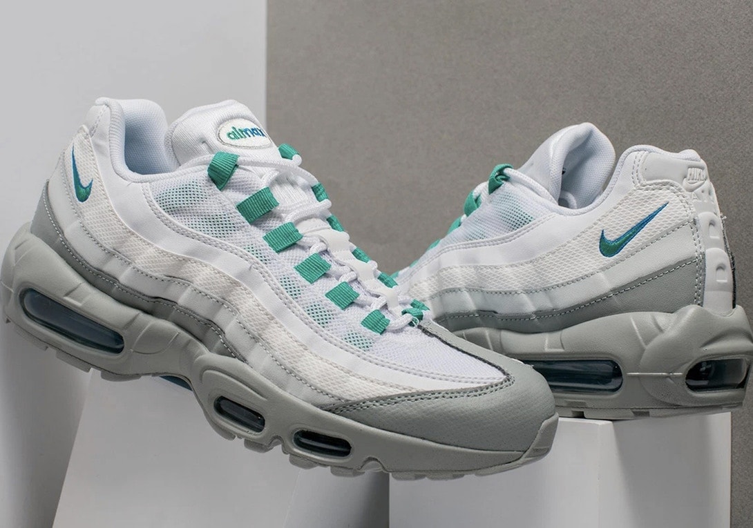 Nike Air Max 95 turquoise blanche grise