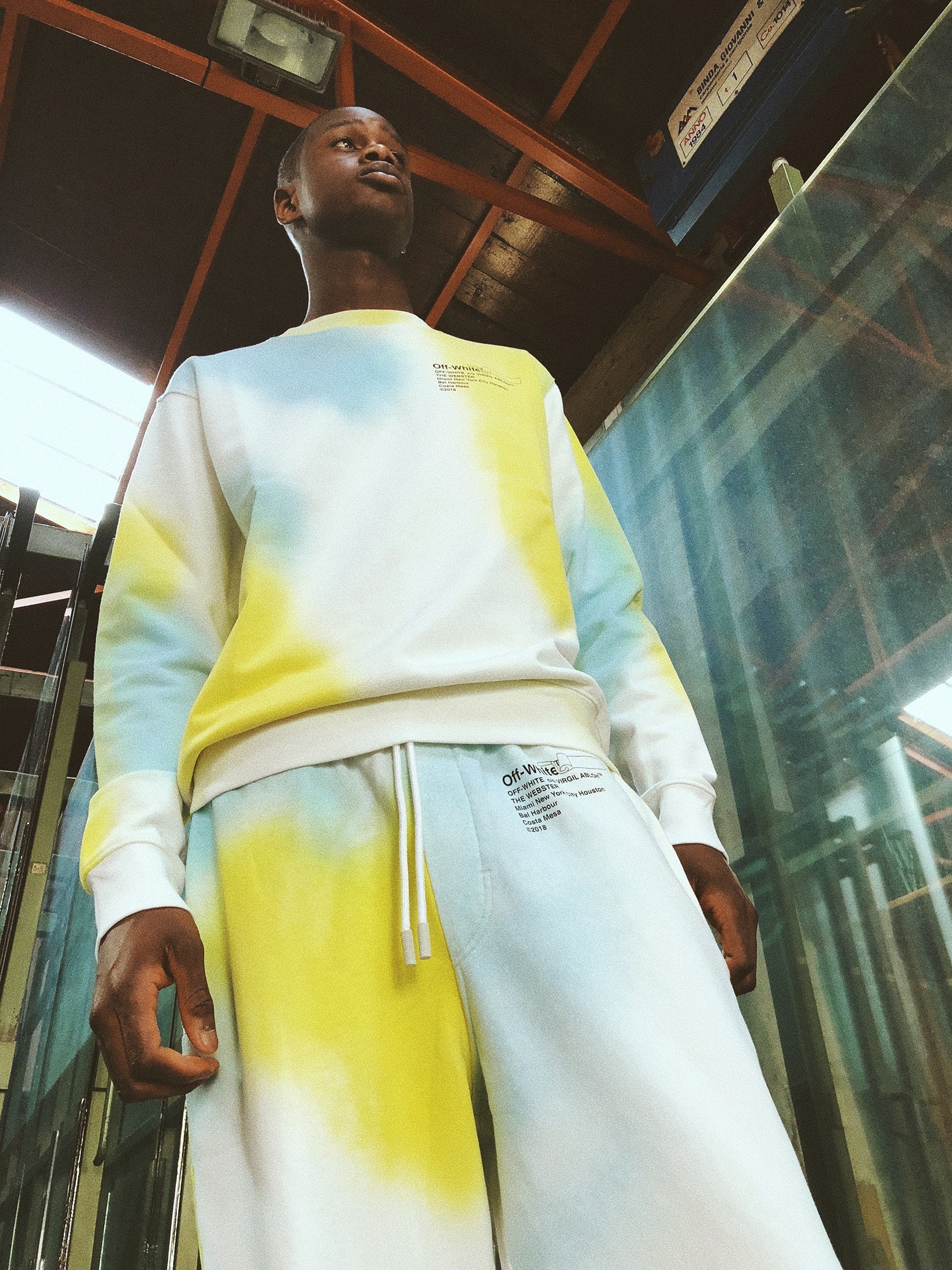 Photos Collection OFF-WHITE™ x The Webster