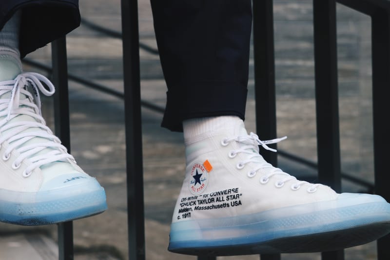 Gros Plan Sur La Off-White™ x Converse Chuck Taylor
