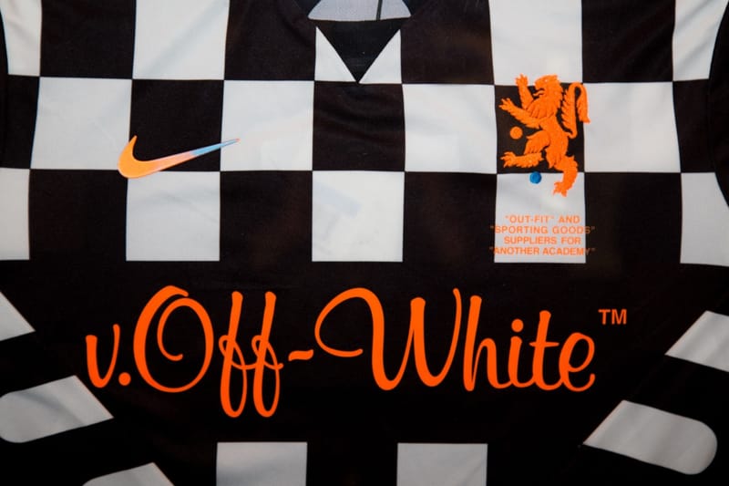 La Collection Off-White™ x Nike Football A Une Date De Sortie Potentielle