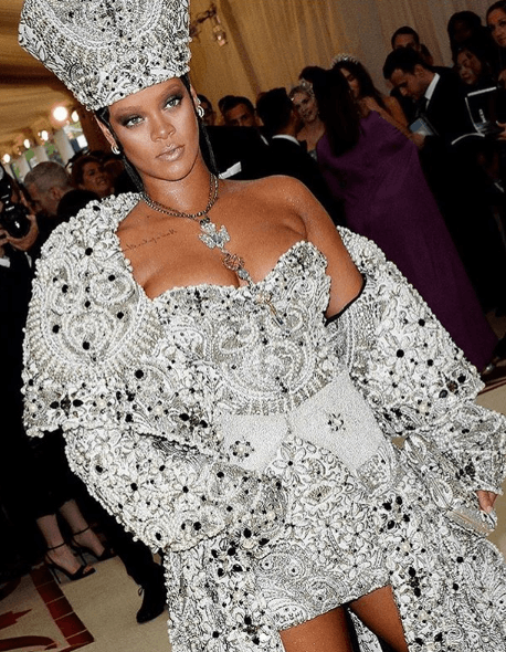 Rihanna, Robe, Met Gala