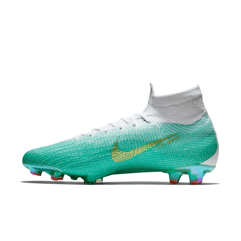 Cristiano Ronaldo, Crampons, Nike Mercurial