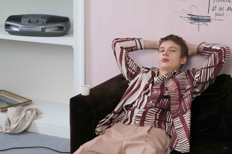 Entre Esprit 90's Et Riviera, Éditions M.R Dévoile Une Collection Printemps/Été 19 Inspirée