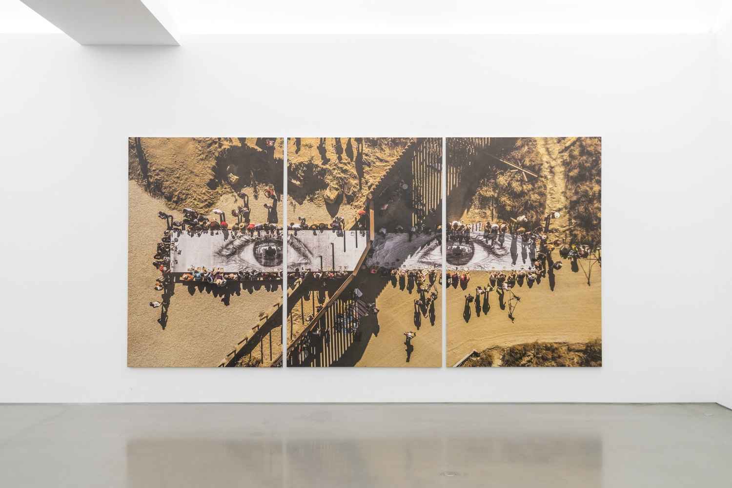 Exposition JR "Horizontal"
