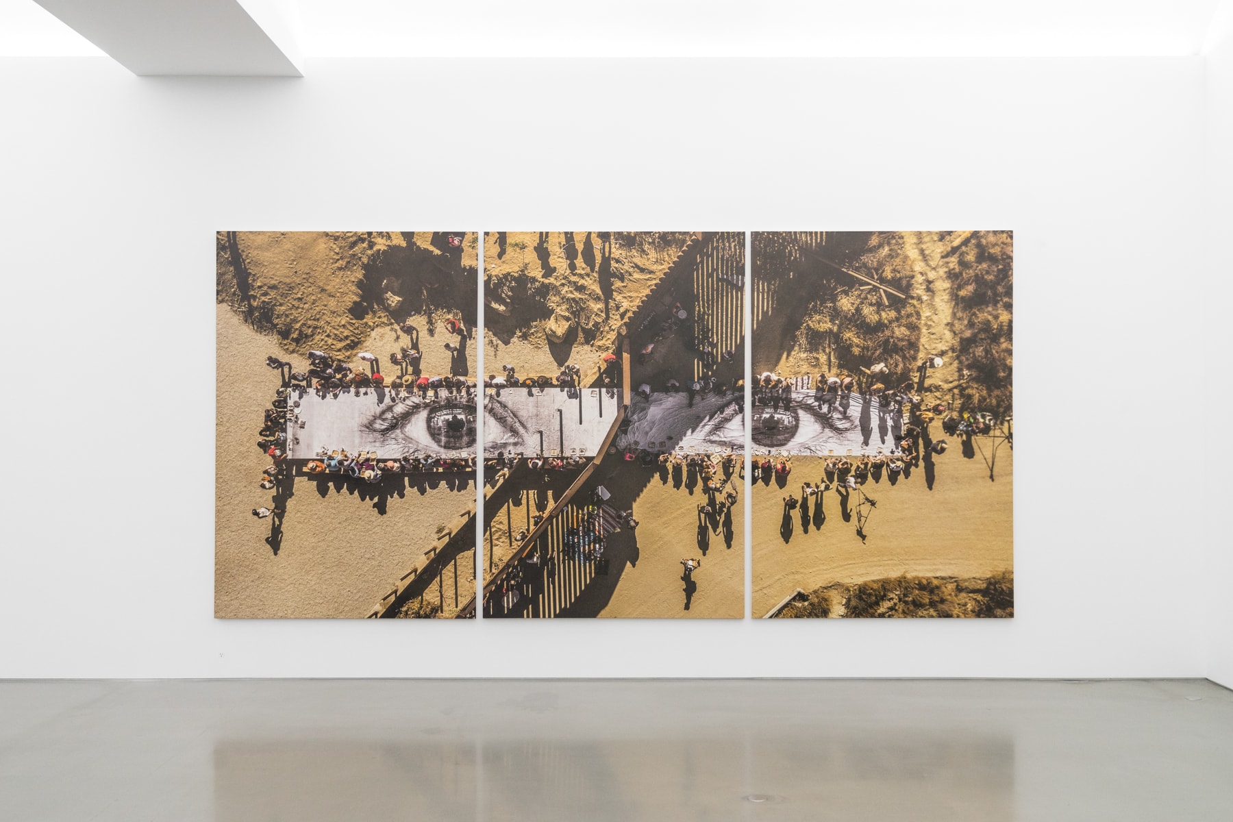 Exposition JR "Horizontal"