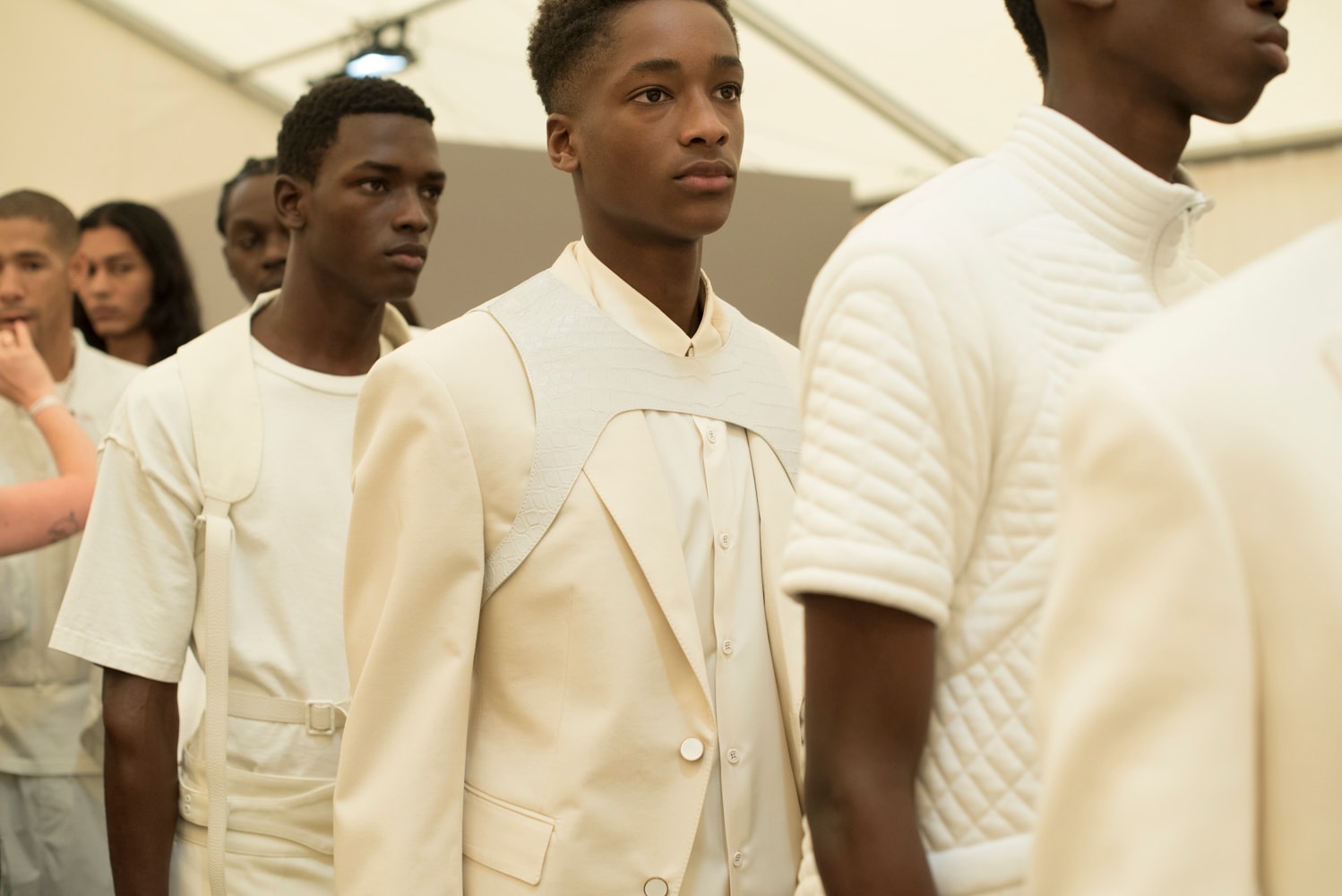 Photos Des Backstages Louis Vuitton