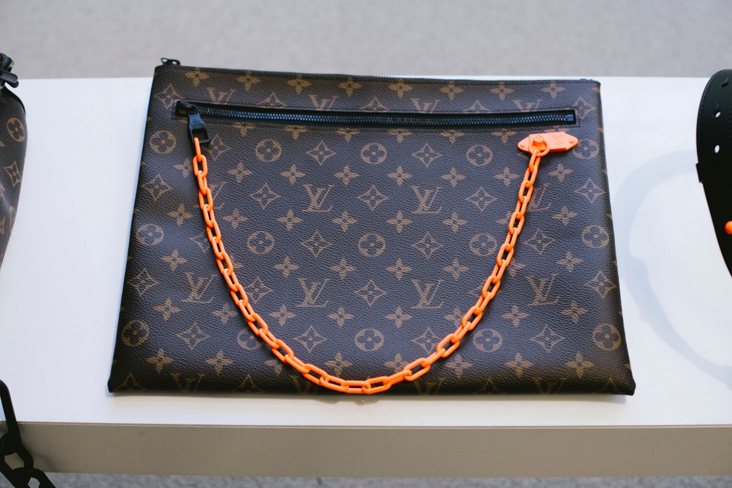Virgil Abloh, Louis Vuitton, sac, basket, sneakers