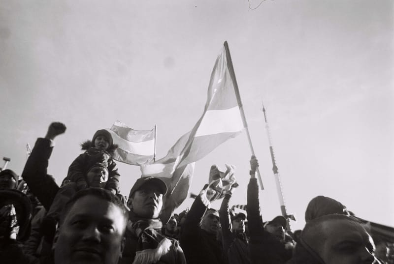 La Série Photographique "Real Russia" Offre Une Critique Acerbe Du Football En Russie