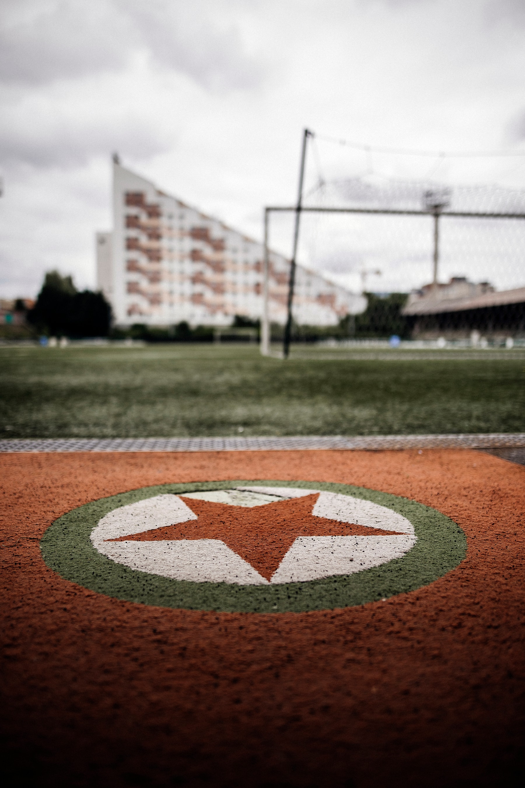 Lookbook Tealer x Red Star FC