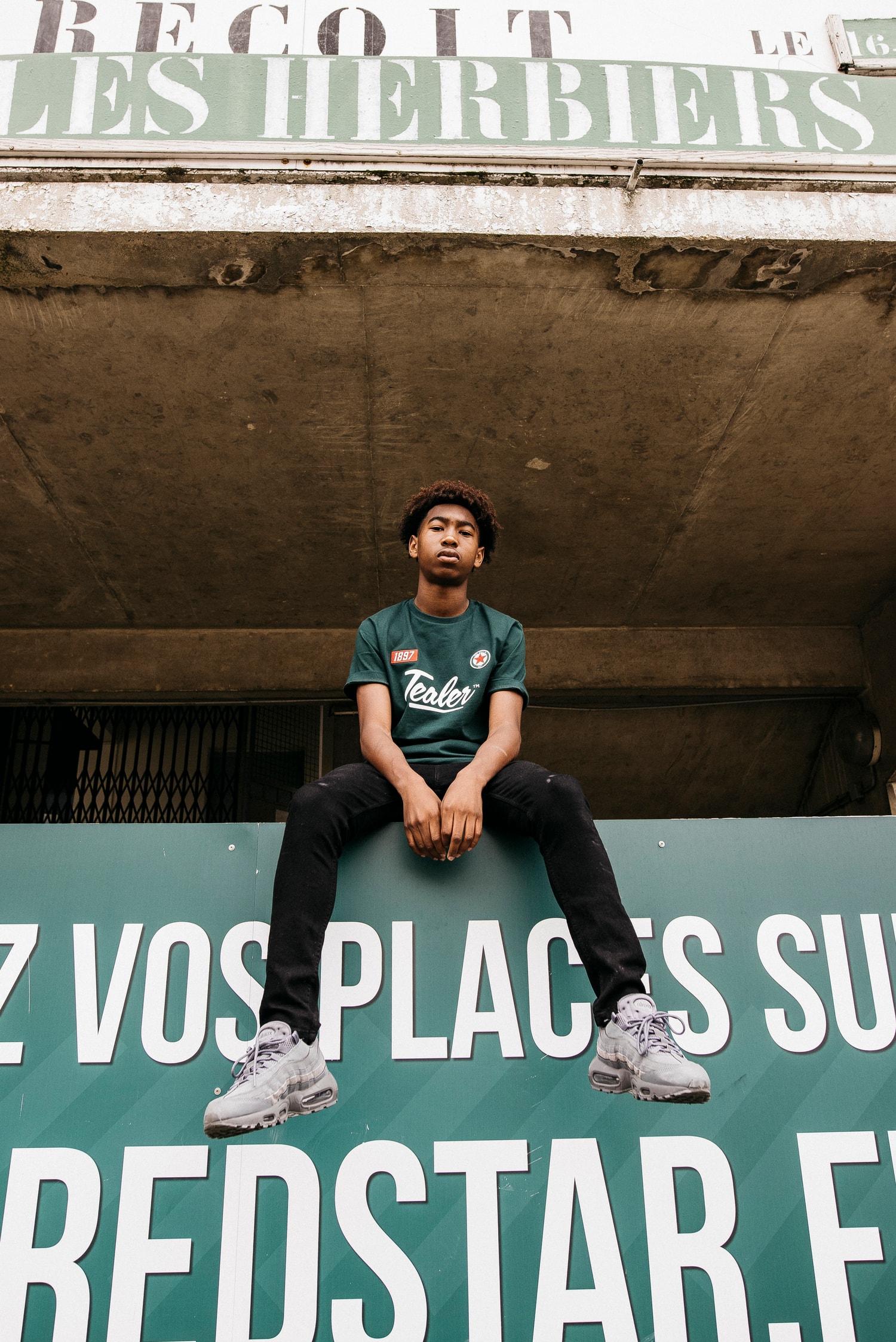 Lookbook Tealer x Red Star FC