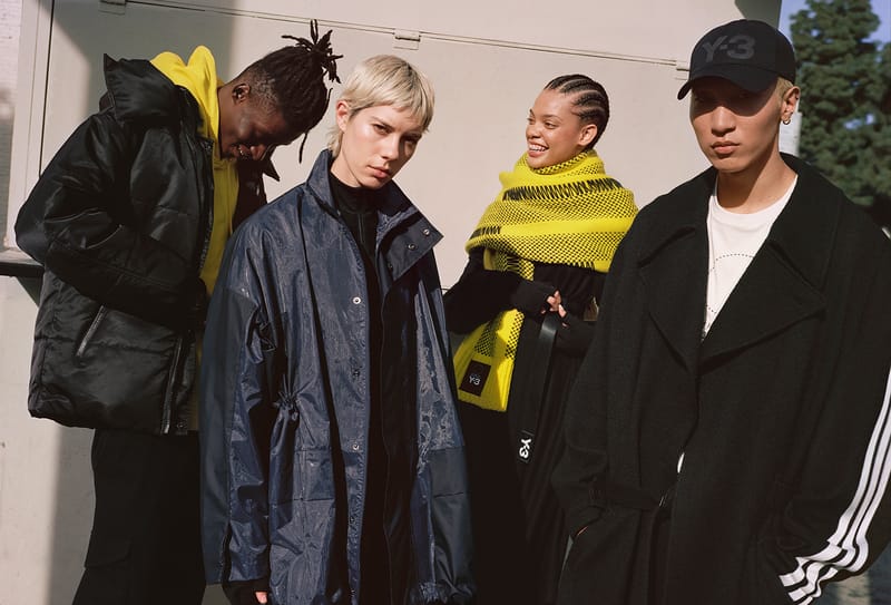 Le Loobook Automne/Hiver 18 De Y-3 Revisite Les Trois Bandes D'adidas