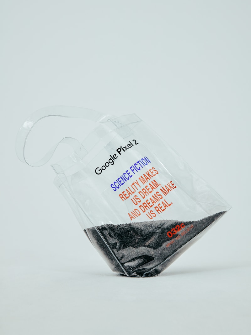 Collection Capsule 032c & Google Pixel 2