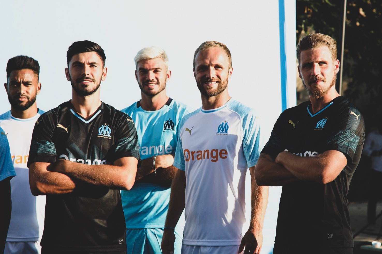 L'OM Présente Ses Nouveaux Maillots Et S’Offre Maradona Dans Une Vidéo Façon Mad Max