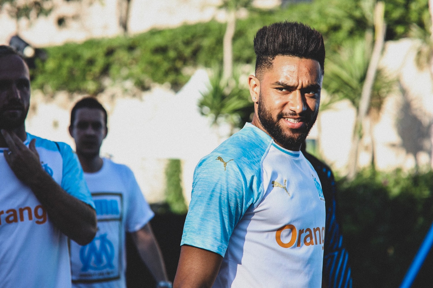 L'OM Présente Ses Nouveaux Maillots Et S’Offre Maradona Dans Une Vidéo Façon Mad Max