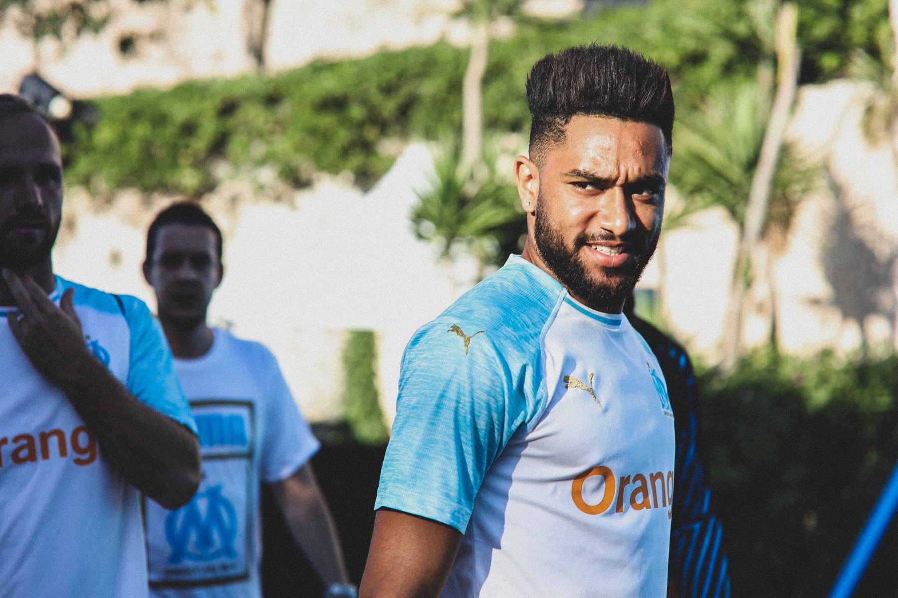 L'OM Présente Ses Nouveaux Maillots Et S’Offre Maradona Dans Une Vidéo Façon Mad Max
