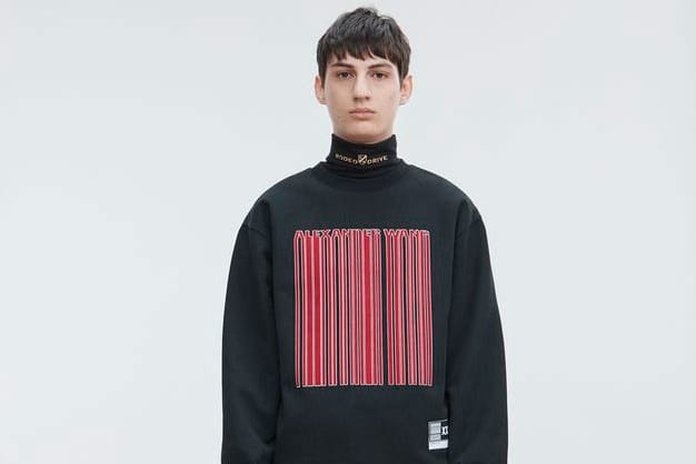 Alexander Wang Dévoile Une Collection Capsule Autour Du Code-Barre