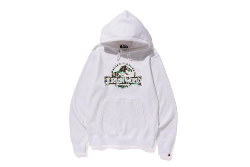 BAPE Entre Dans L'Ère Des Reptiles Avec Sa Collaboration Pour La Sortie De 'Jurassic World'