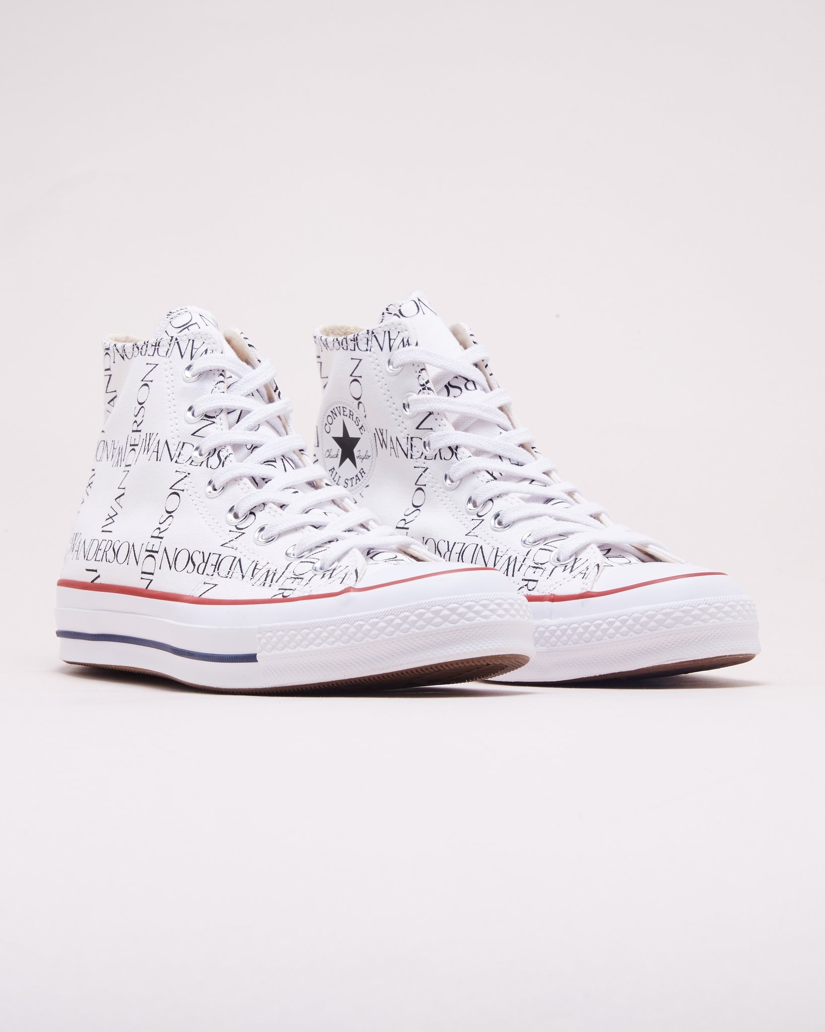 Photo Converse x JW Anderson