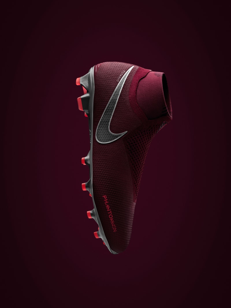 Nike, crampons, Phantom