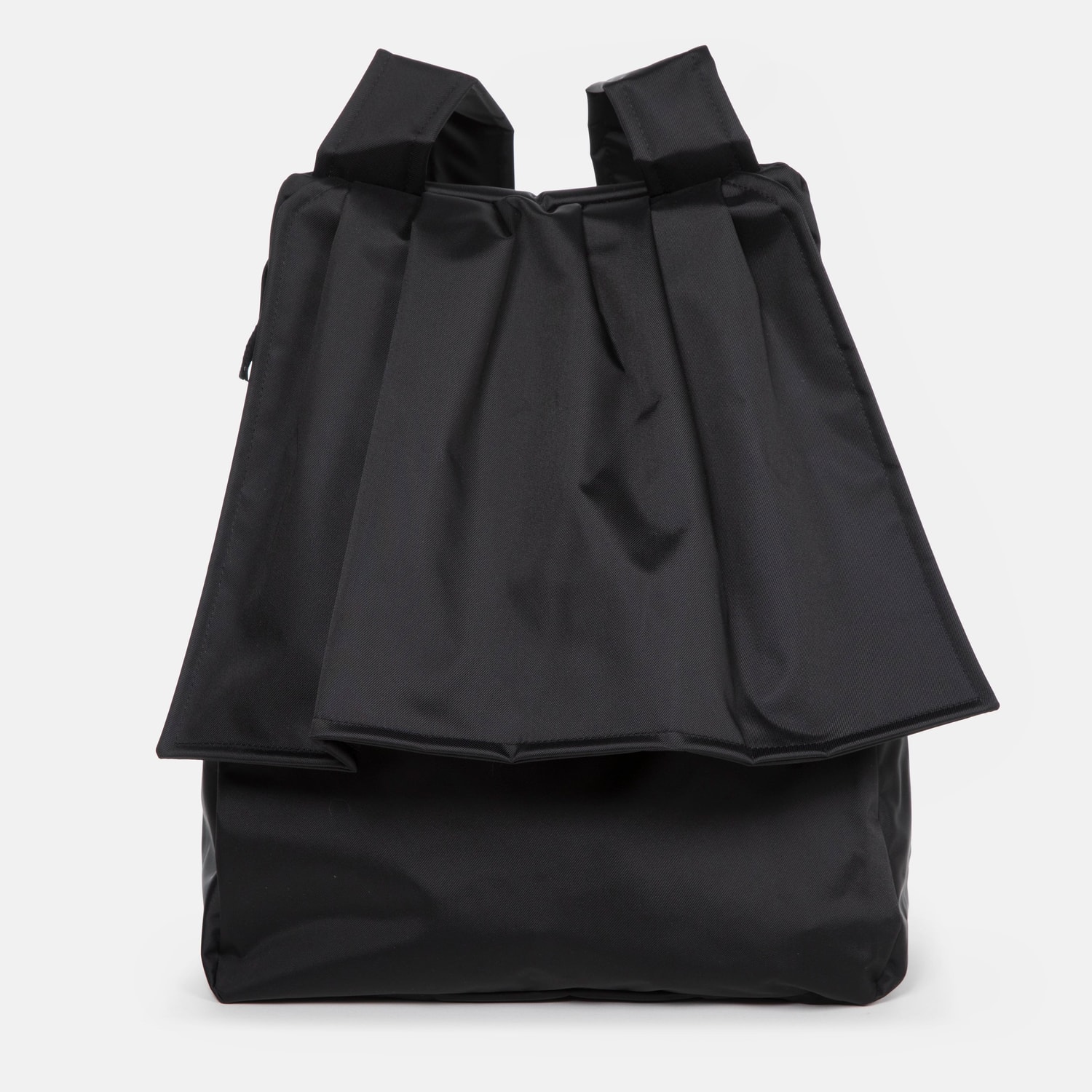 Eastpak Dévoile Ses Collections Avec MSGM, Raf Simons Et Undercover