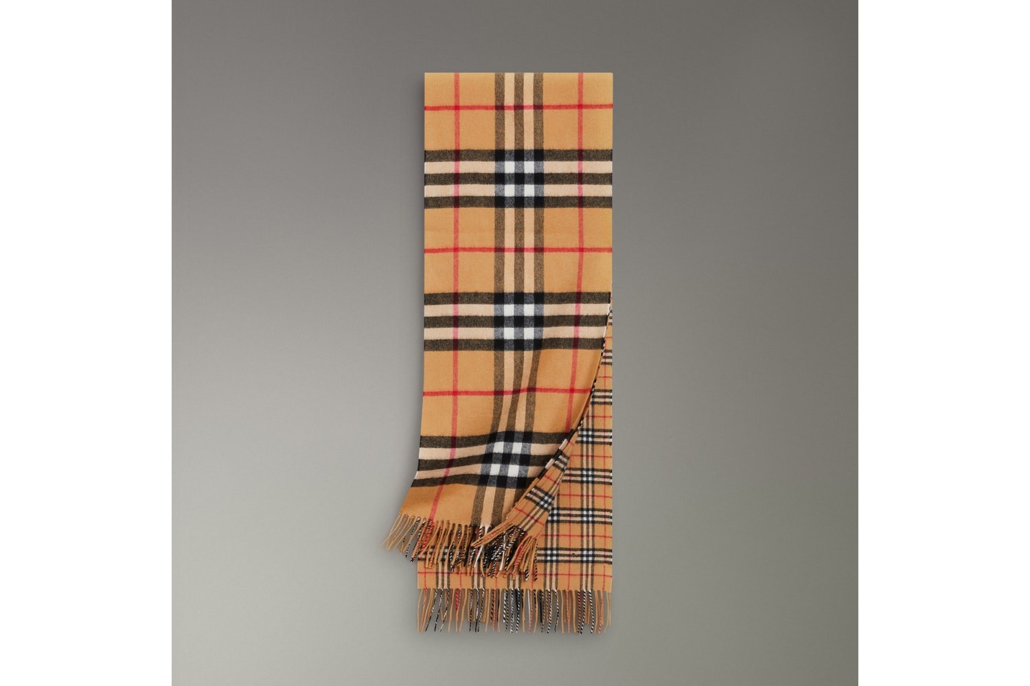 gosha, rubchinskiy, burberry, collaboration, lookbook, automne, hiver,