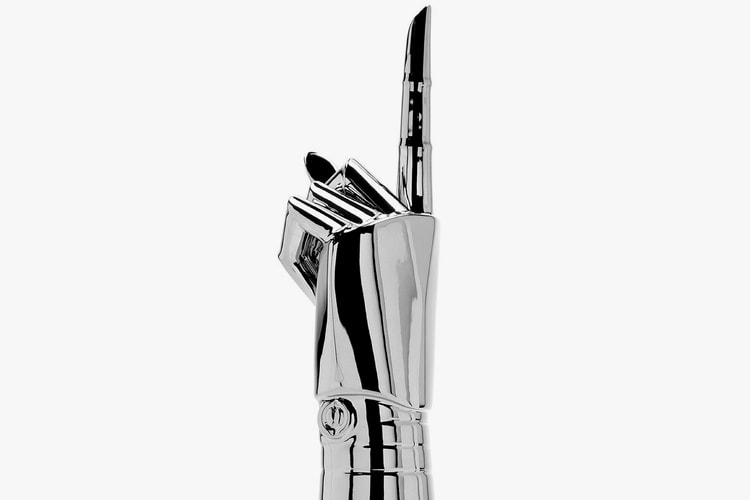 Hajime Sorayama x Case Studyo Dévoilent Une Sculpture "A Touch of Mercury"