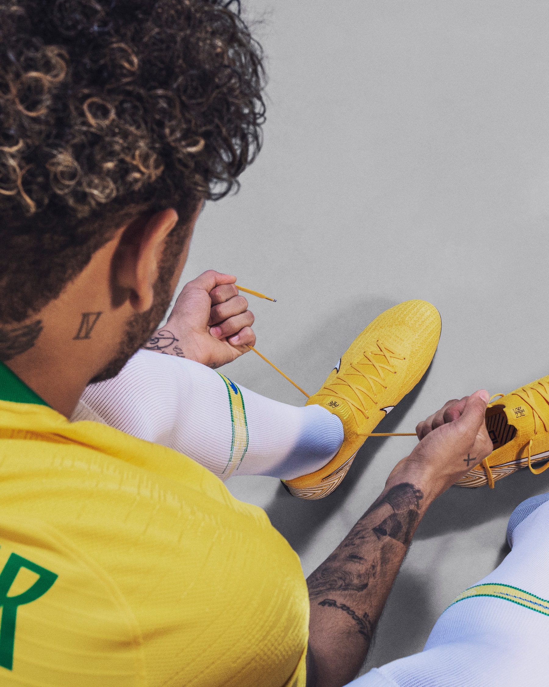 Photo De Neymar Jr. Avec Ses Nike Mercurial Vapor 360