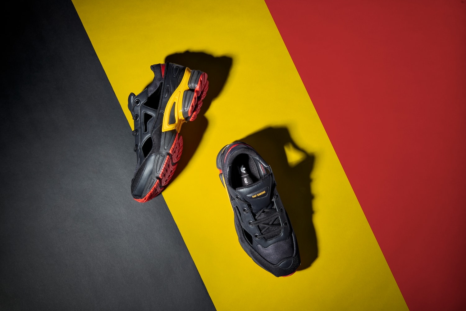 Photo Ozweego Belgique adidas x Raf Simons