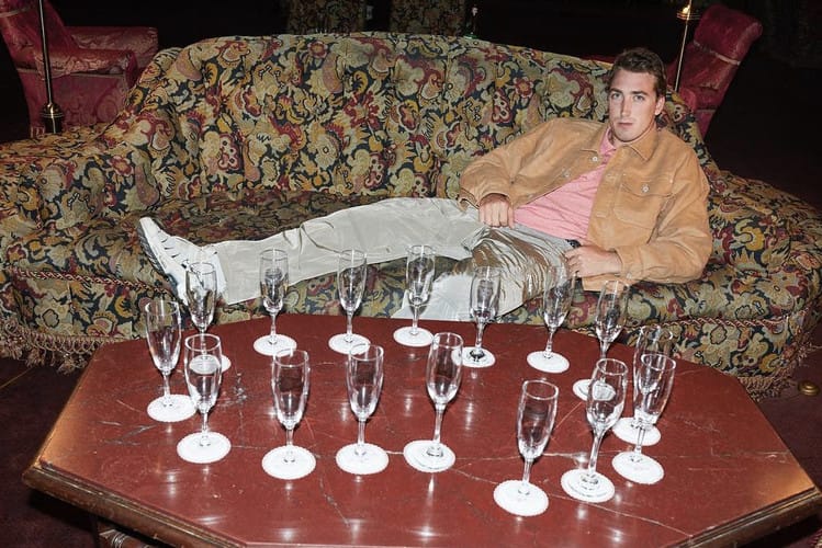 Palace Tease Une Nouvelle Collection "Autunno 3018"