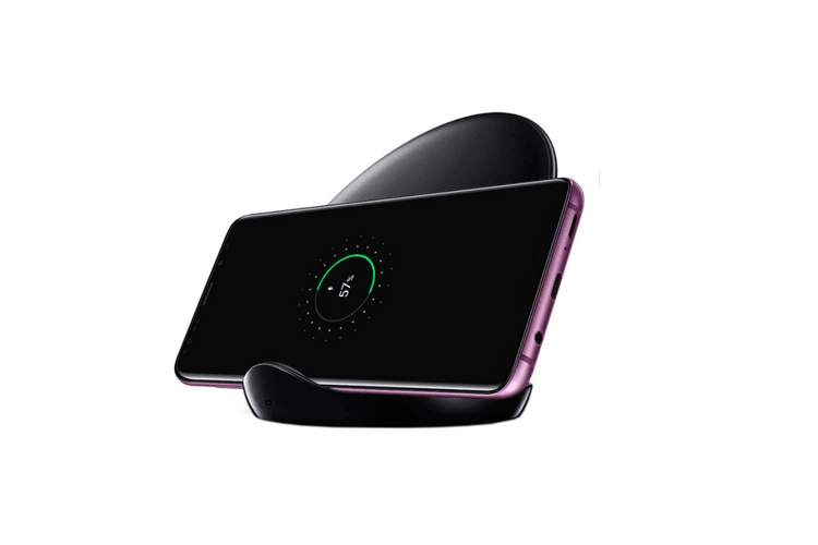 Samsung Travaillerait Sur Un Tout Nouveau Chargeur Ultra Rapide Et À Double Entrée