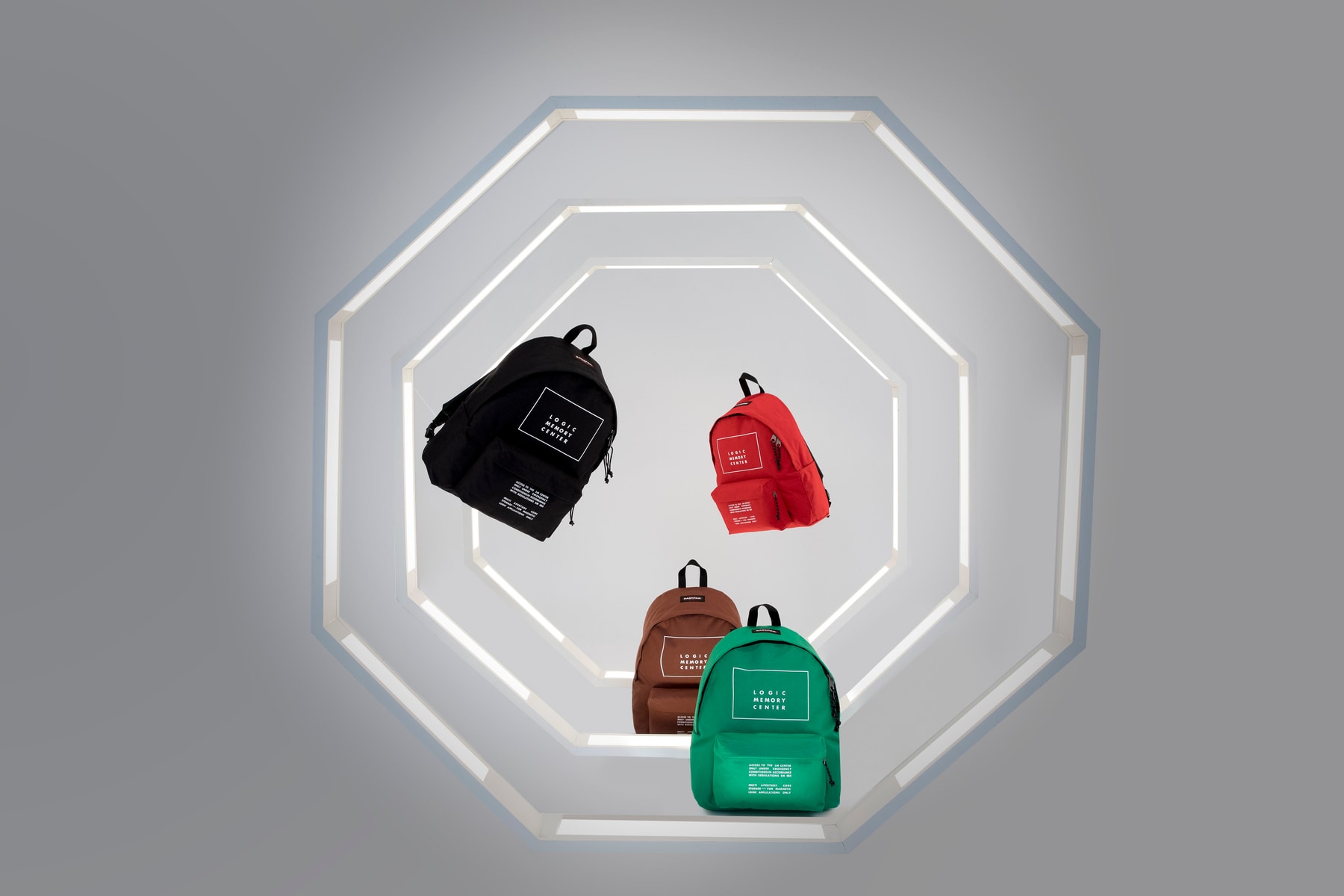Eastpak Dévoile Ses Collections Avec MSGM, Raf Simons Et Undercover