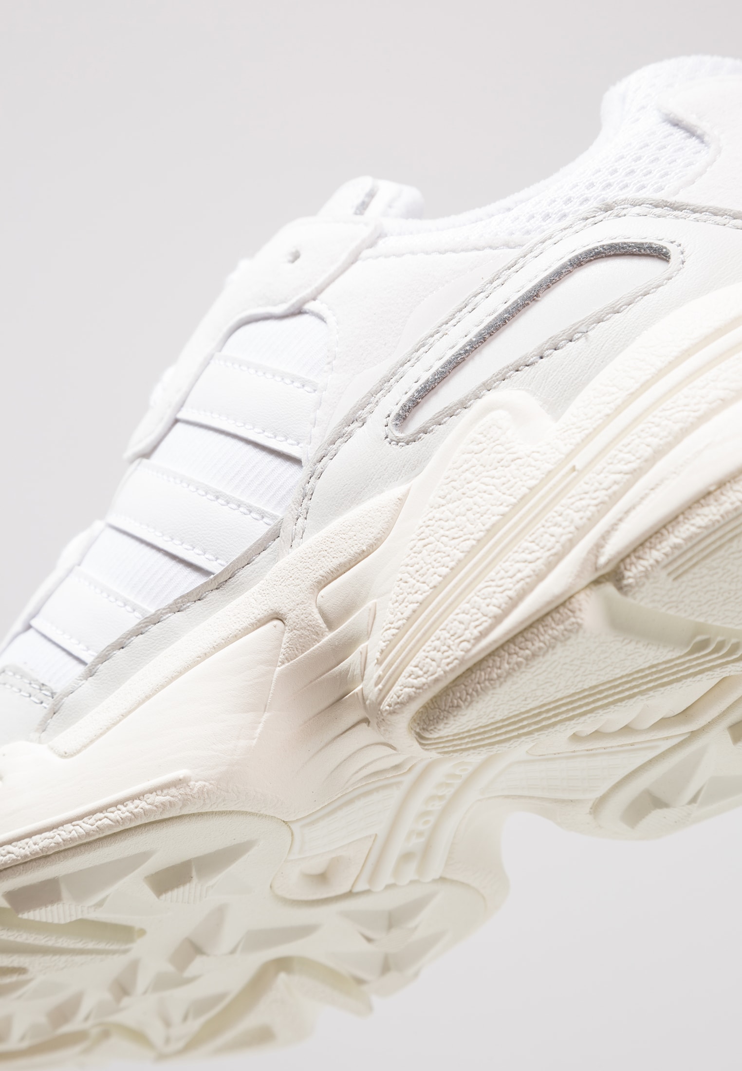 Photo adidas Originals Yung 96