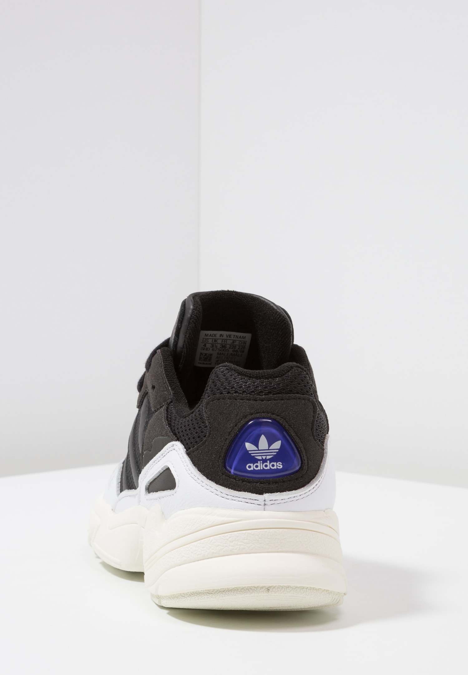 Photo adidas Originals Yung 96