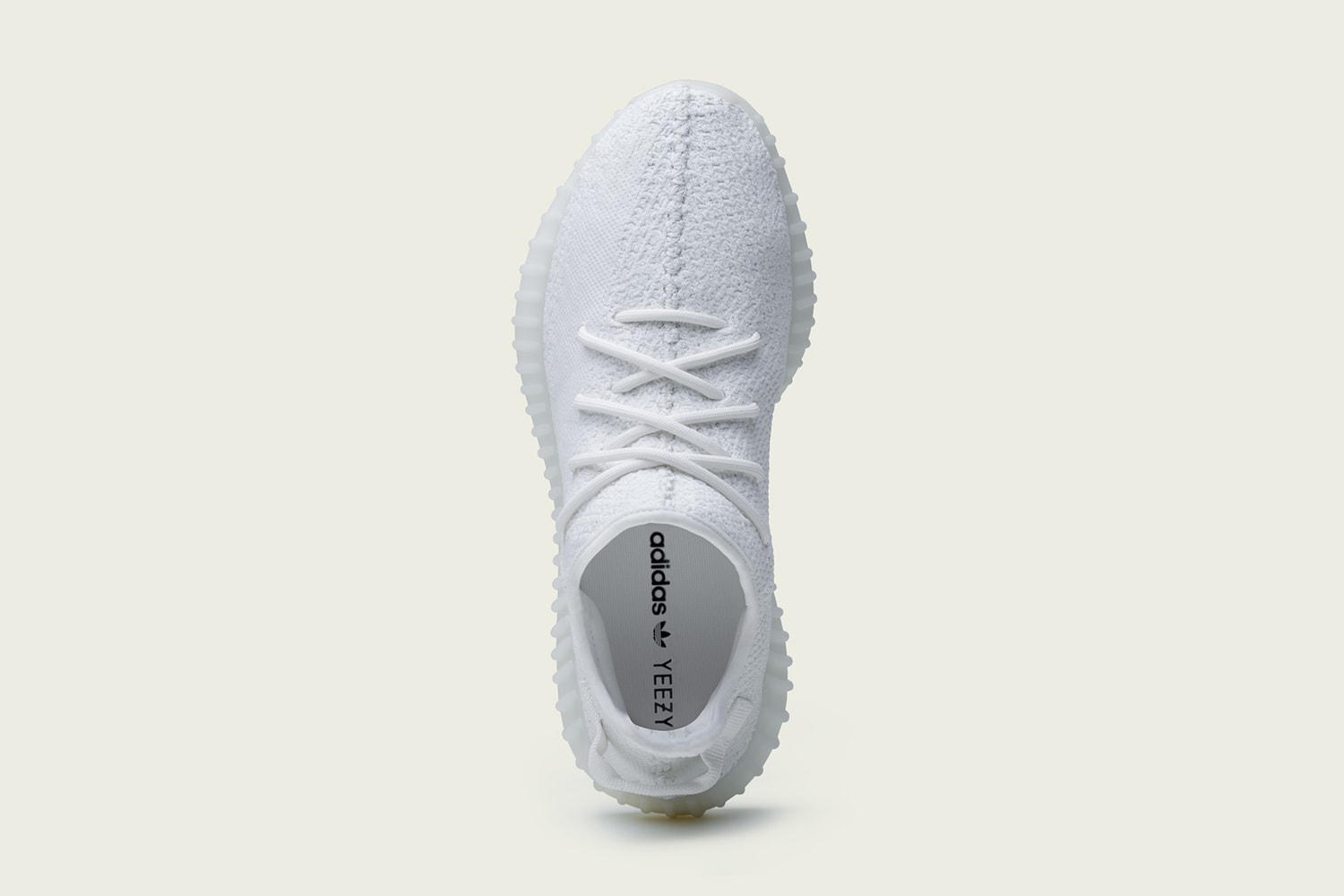 Photo YEEZY BOOST 350 V2 "Triple White"