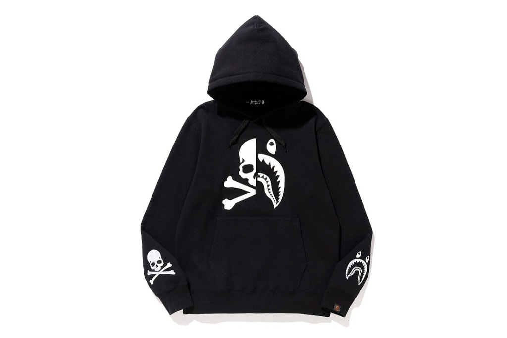 Photo BAPE x mastermind