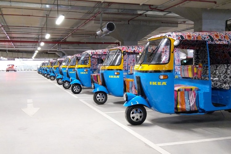 IKEA India Livrera Sa Marchandise À L'aide De Pousse-Pousse Électriques À Énergie Solaire