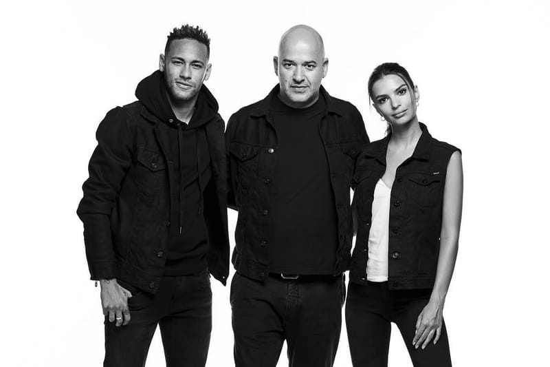 Neymar Et Emily Ratajkowski Teasent Une Collaboration Avec Replay Shootée Au Stade De France