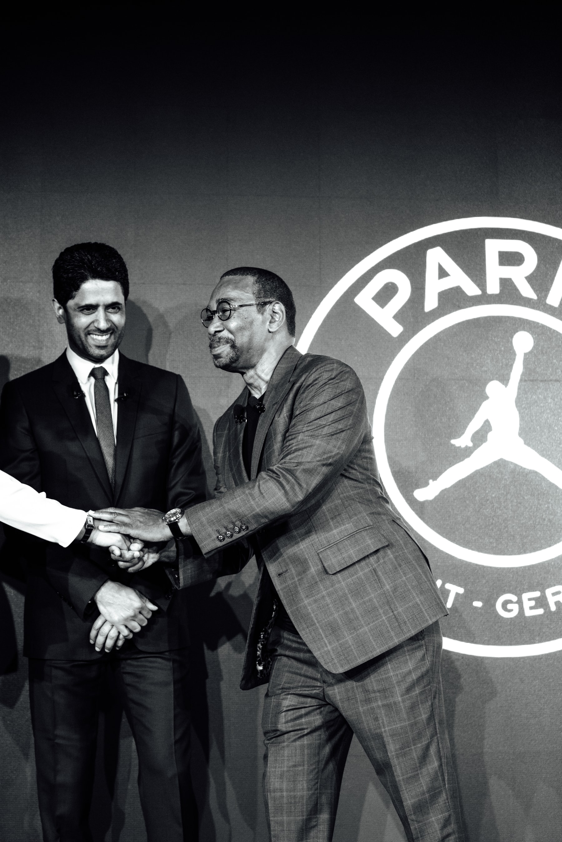 Air Jordan x PSG : Revivez Le Lancement Avec Mbappé Et Dani Alves Au Parc Des Princes