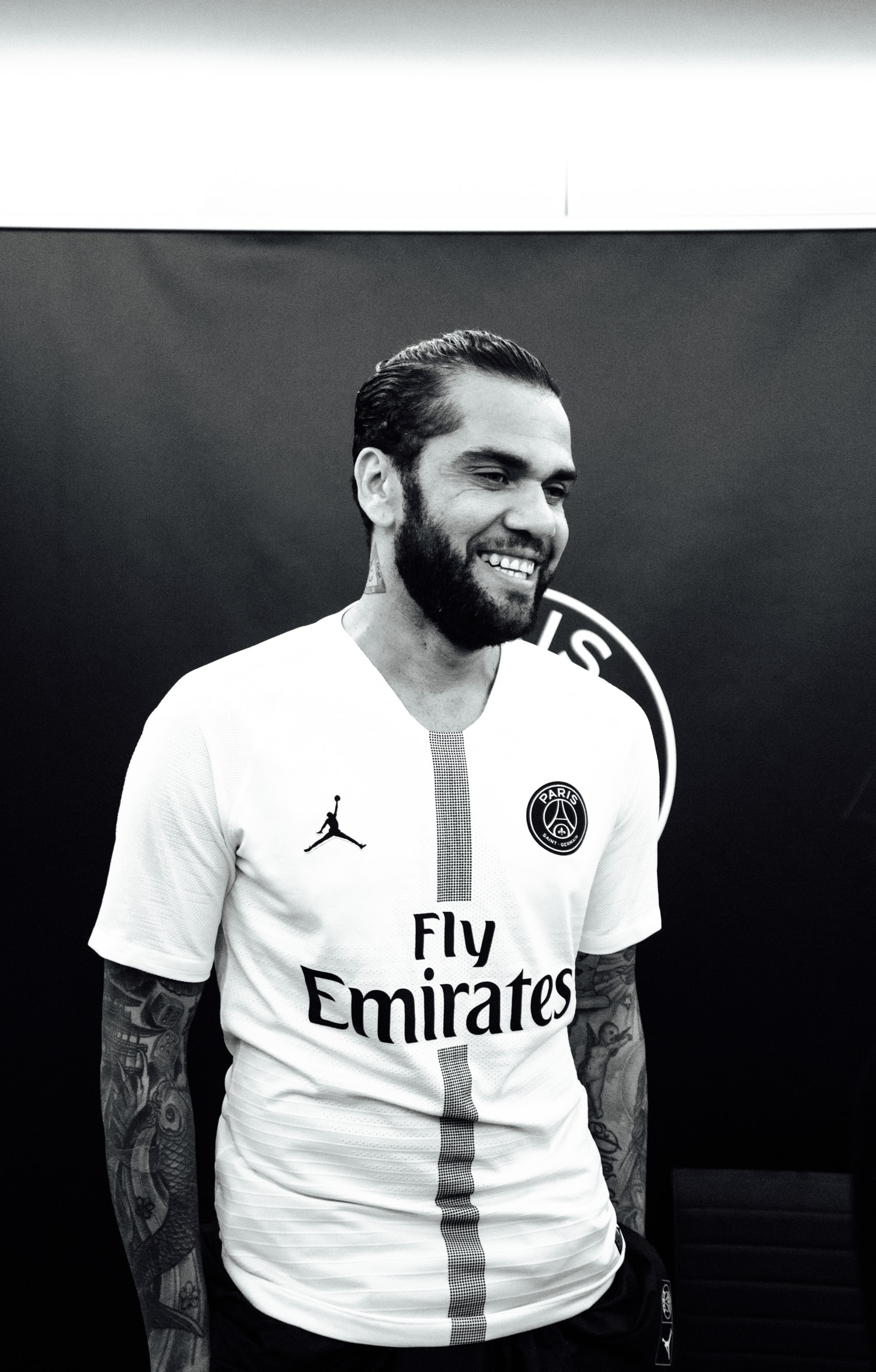 Air Jordan x PSG : Revivez Le Lancement Avec Mbappé Et Dani Alves Au Parc Des Princes