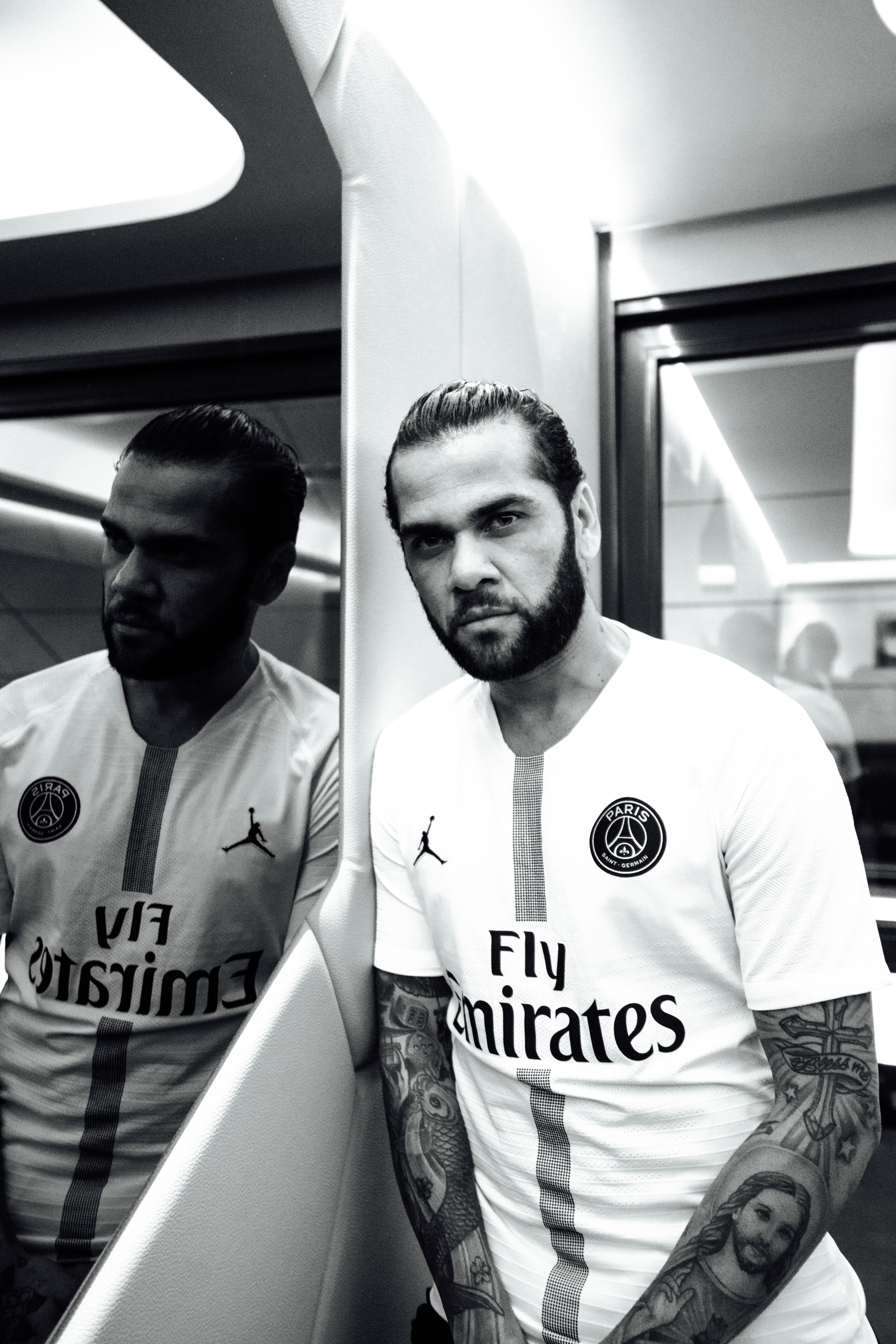 Air Jordan x PSG : Revivez Le Lancement Avec Mbappé Et Dani Alves Au Parc Des Princes