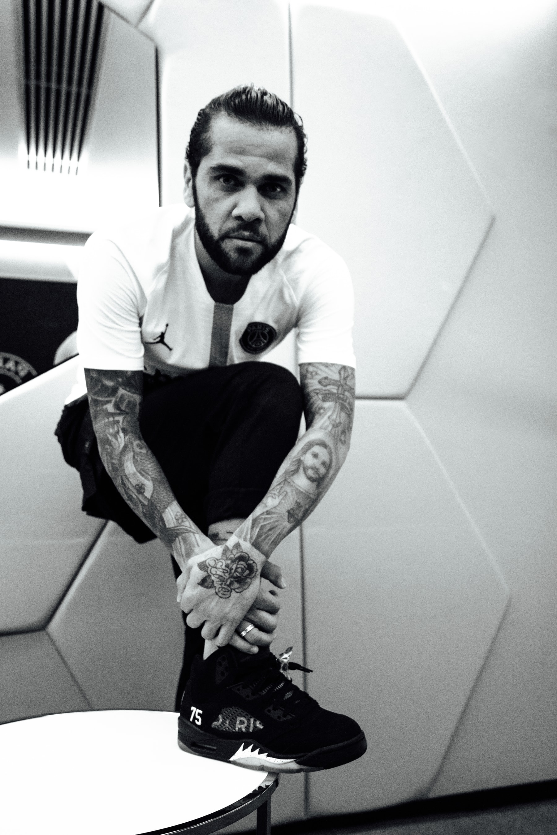 Air Jordan x PSG : Revivez Le Lancement Avec Mbappé Et Dani Alves Au Parc Des Princes