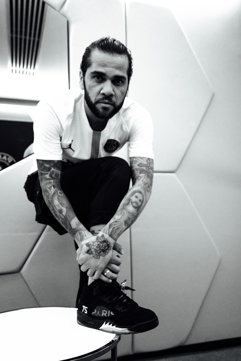 Air Jordan x PSG : Revivez Le Lancement Avec Mbappé Et Dani Alves Au Parc Des Princes